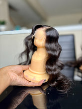 Load image into Gallery viewer, Petite Crown